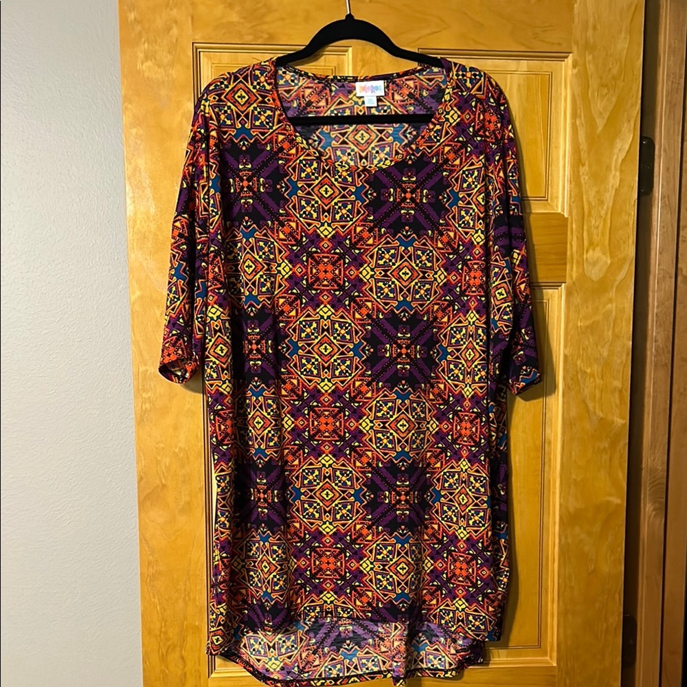 LuLaRoe Red,Orange, Burgundy, Yellow, 3/4 Sleeve Boxy Tunic, High-Low Top